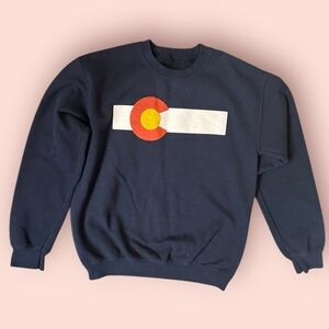 Colorado Flag Crewneck Sweatshirt – Navy – Size Small